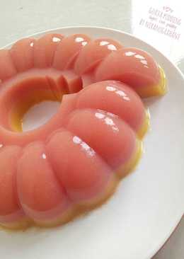 Guava pudding layers corn pudding