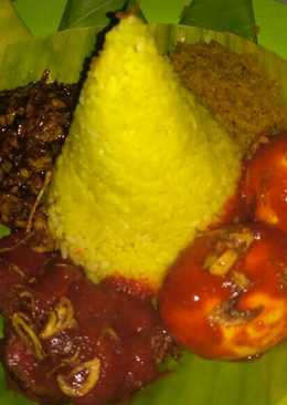 Nasi kuning banjar kutai rice cooker