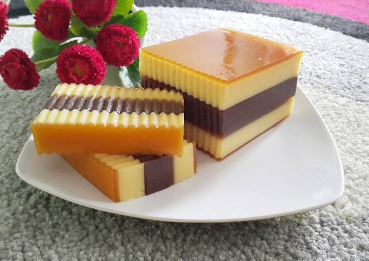 bahan dan cara membuat Puding Lapis Surabaya