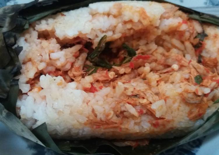 resep makanan Nasi bakar tuna pedas kemangi