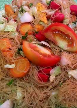 Bihun goreng acak adut