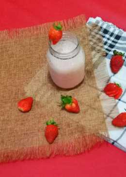Strawberry milk