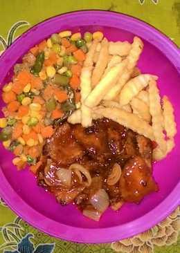 Beef barbeque sauce with mix vegetables & patatos