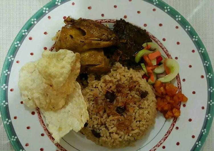 resep lengkap untuk Nasi Minyak Palembang