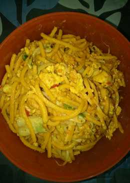 Mie gomak goreng