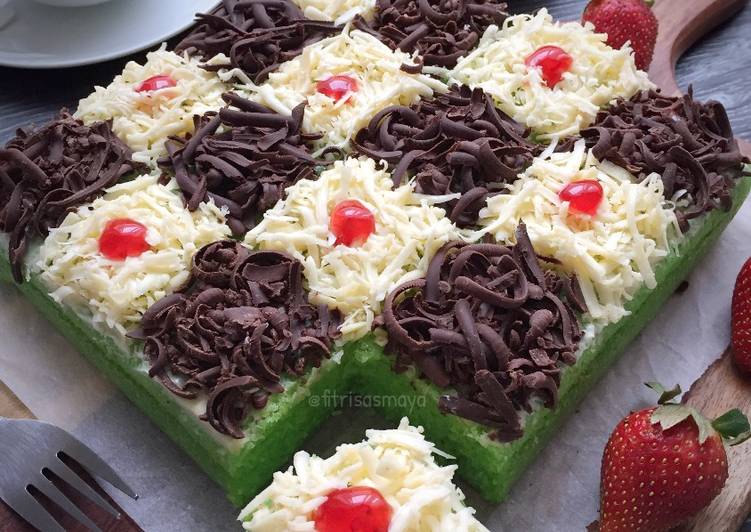 gambar untuk cara membuat Brownies Kukus Pandan Coklat Keju