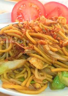 Mie goreng kuning basah