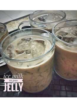 Ice milk tea grass jelly #BikinRamadhanBerkesan