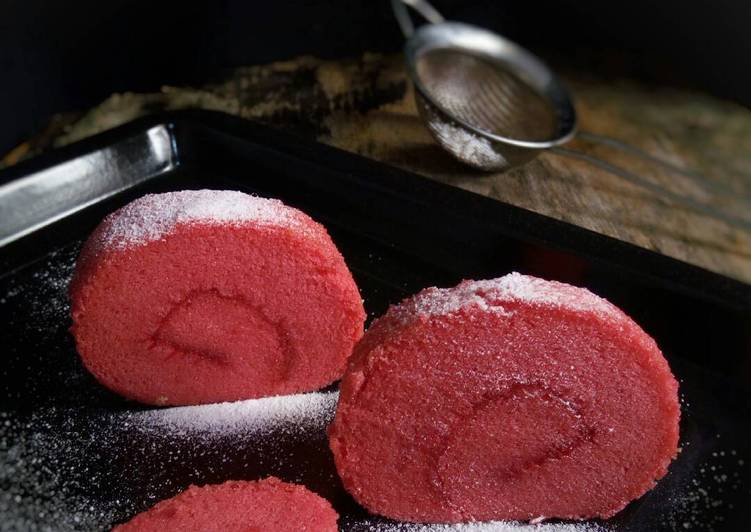 bahan dan cara membuat Bolu Gulung Strawberry Ekonomis