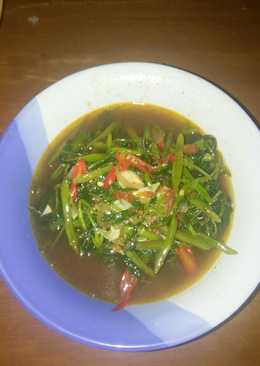 Tumis kangkung pedas manis