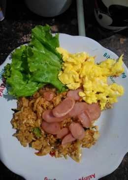 Nasi goreng sosis