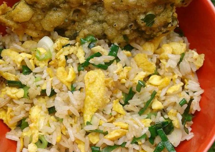 gambar untuk resep Nasi goreng simple