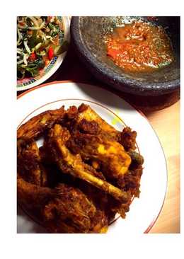 Ayam Goreng Sambal Terasi Cocol