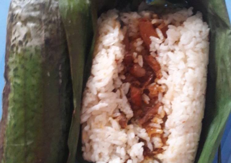 cara membuat Nasi bakar teri ayam suir pedas