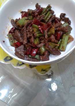 Sichuan's Dried Fried Beef Shreds