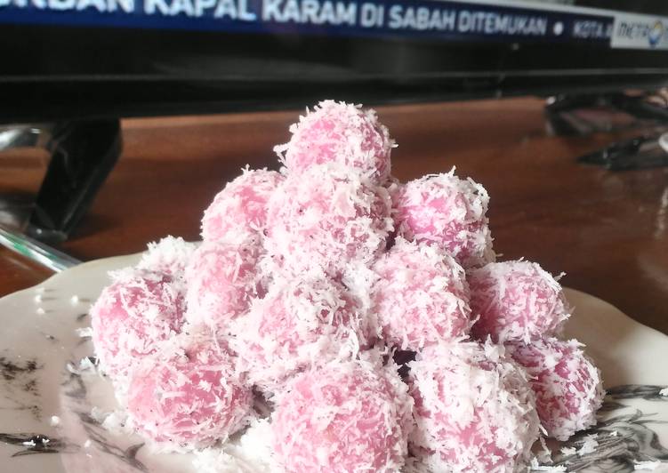 Hasil gambar untuk klepon buah naga