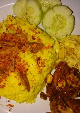 Nasi Kuning Rice Cooker