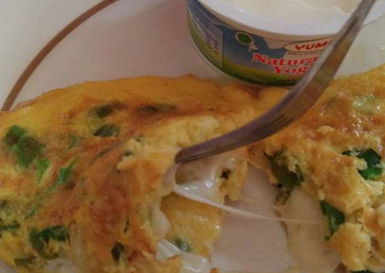 resep makanan Mozarella Omelette keto dadar simple