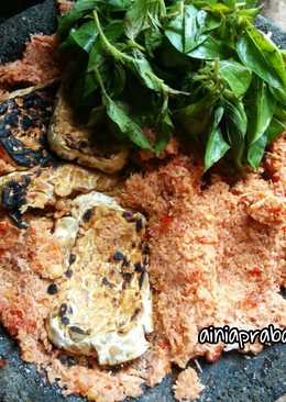 Tempe Bakar Sambel Docang