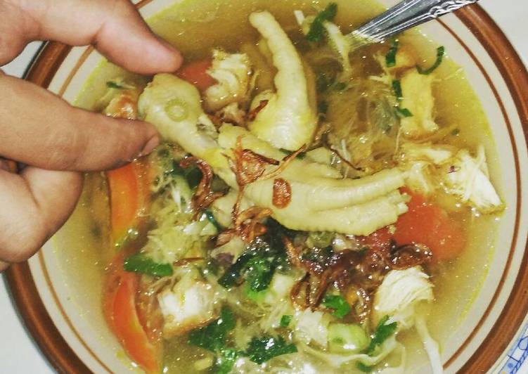 bahan dan cara membuat Soto ceker