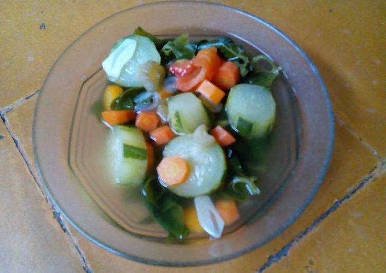 bahan dan cara membuat Sayur Asem Daun Kacang Hijau (Lembayung)