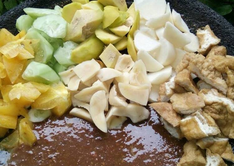 resep lengkap untuk Rujak Manis / Rujak Buah