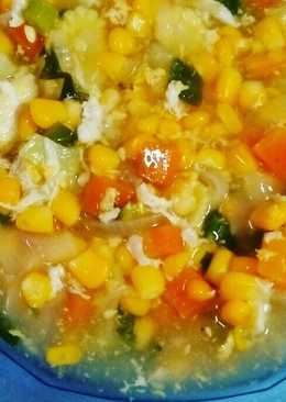 Macaroni chicken corn soup