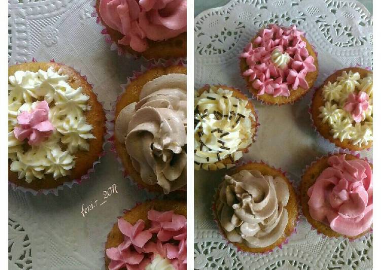 gambar untuk resep Spongy banana cupcakes