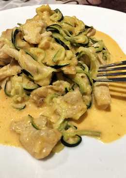 Creamy zoodles with grilled chicken