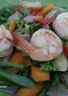 Vegetables mix prawn