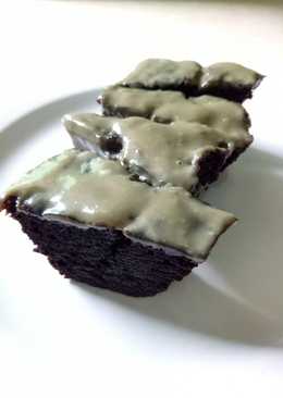 Brownies oreo topping greentea