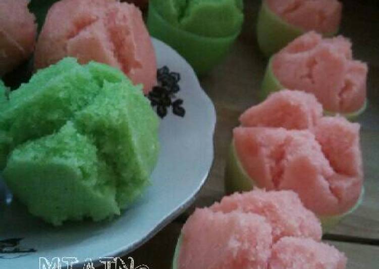 resep lengkap untuk Kue mangkok mekar/ apem tepung beras