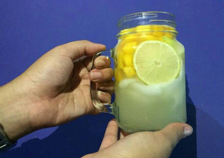 gambar untuk cara membuat Es Klamud Mangga Lemon