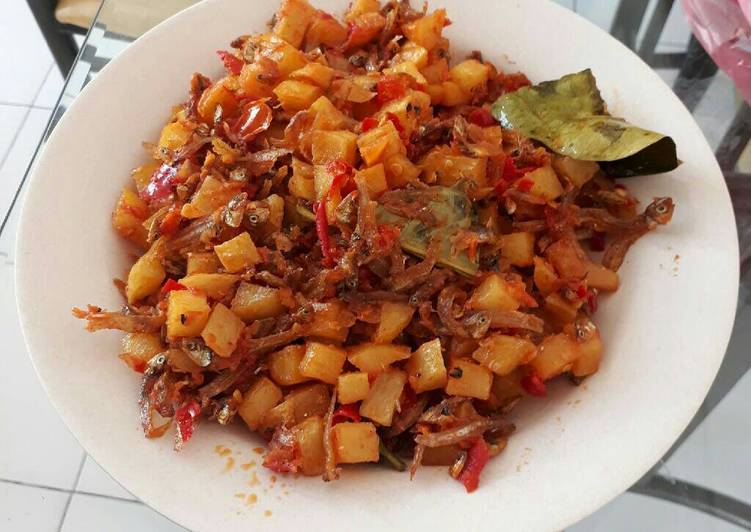 Resep Sambel Goreng Kentang Teri Karya theresia heni