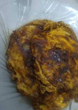 Telur ceplok saus pedas manis