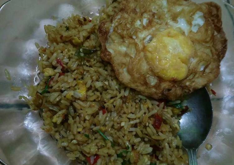  Resep  Nasi  goreng  bumbu kencur  oleh Eka Luph Cookpad