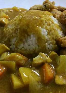Curry rice with fried squid