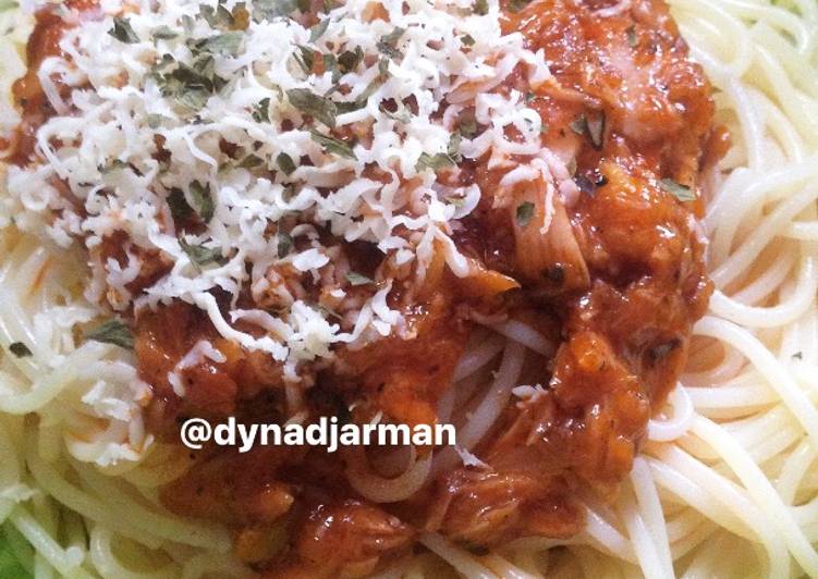 resep lengkap untuk Spaghetti Bolognaise