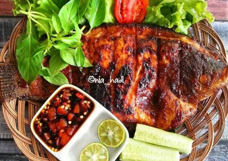 gambar untuk cara membuat Gurame Bakar Kecap