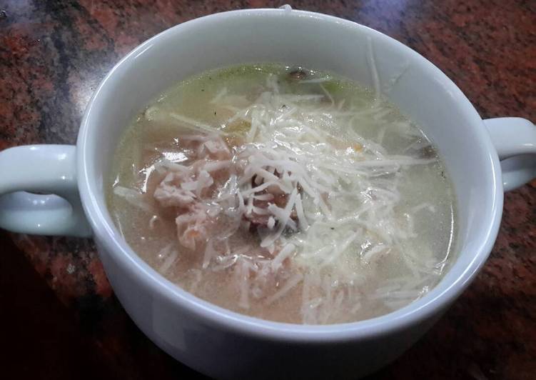 gambar untuk resep makanan Sup krim jamur tabur keju