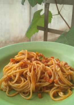 Spaghetti Saus Pedas Ekonomis