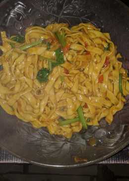 Mie goreng saus kecap home made