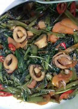 Tumis Kangkung with Cumi endolls