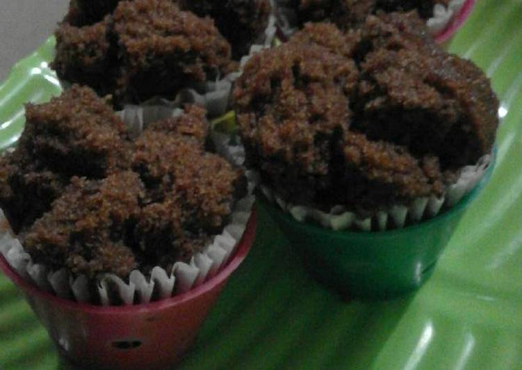 resep lengkap untuk Bolu coklat mekrok