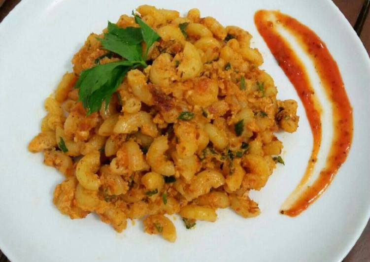 resep lengkap untuk Scramble Macaroni Egg