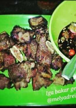 Iga bakar gepuk