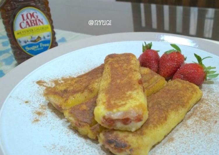 bahan dan cara membuat Cream Cheese Strawberry French Toast Roll Ups