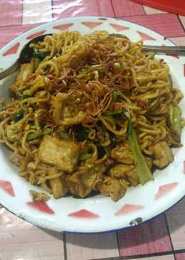 Mie Tahu Telor Special Vegetarian