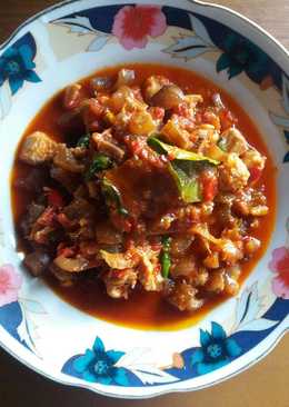 Oseng oseng kikil & daging ayam mercon