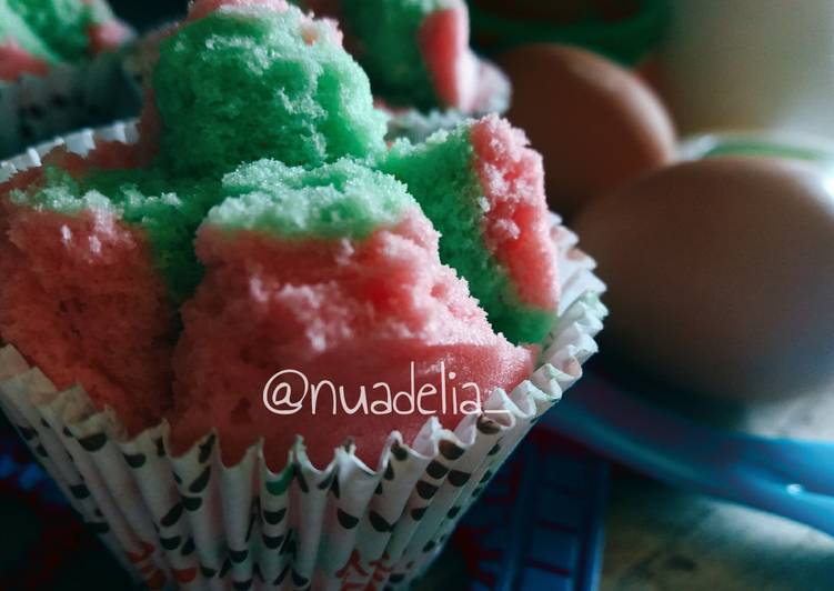 resep makanan Bolu Kukus Pandan-stoberi (Hijau-Pink) Merekah Sempurna